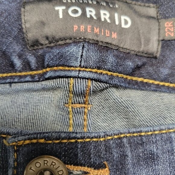 Torrid Premium Jegging Women's.  Size 22R. Excellent Condition Pre-owned - Picture 7 of 9